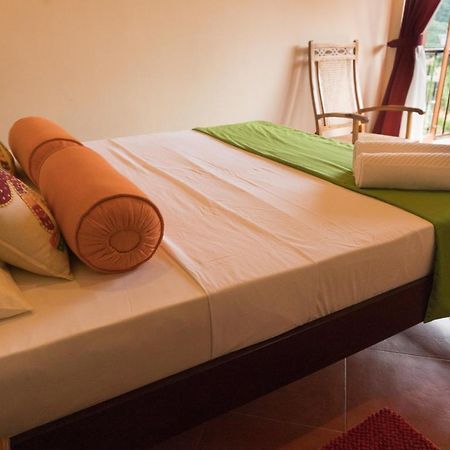 Aronka Homestay Kandy Dış mekan fotoğraf