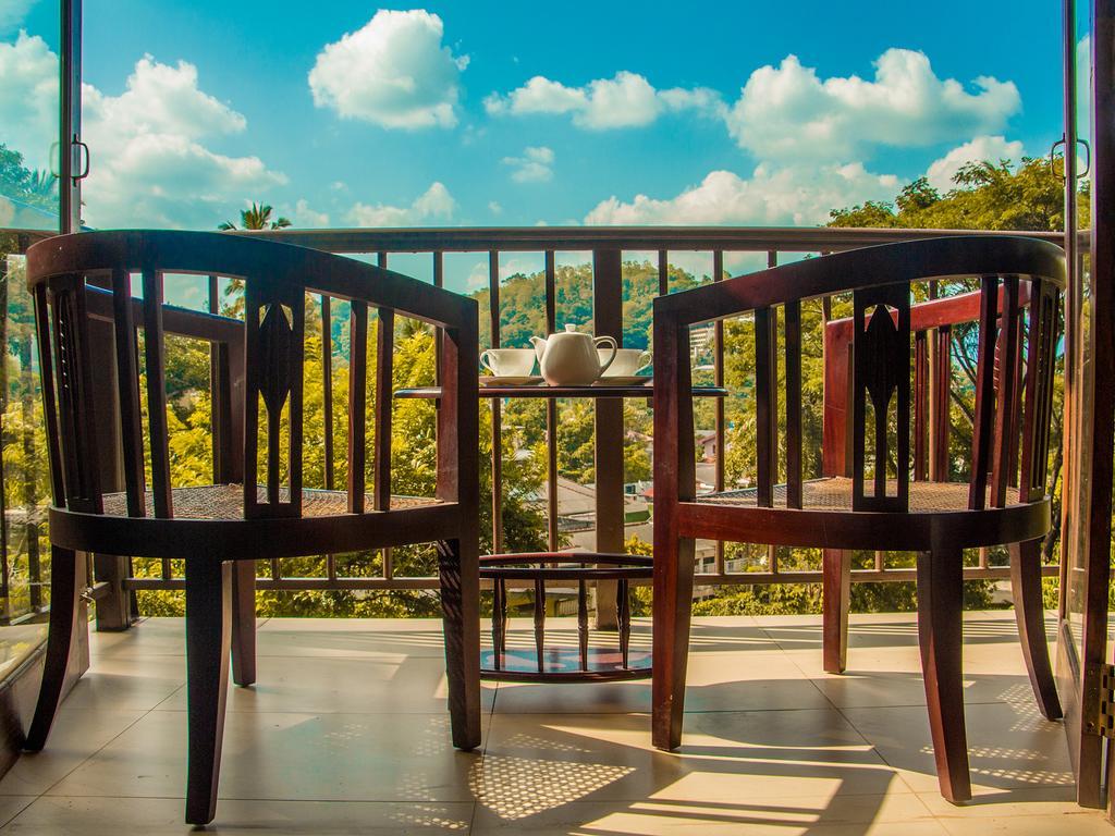 Aronka Homestay Kandy Dış mekan fotoğraf
