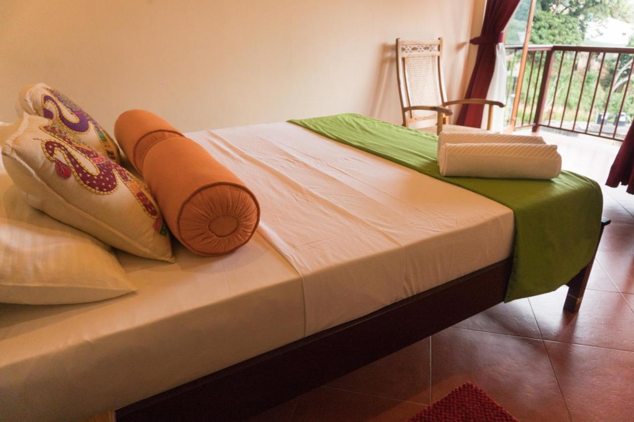 Aronka Homestay Kandy Dış mekan fotoğraf